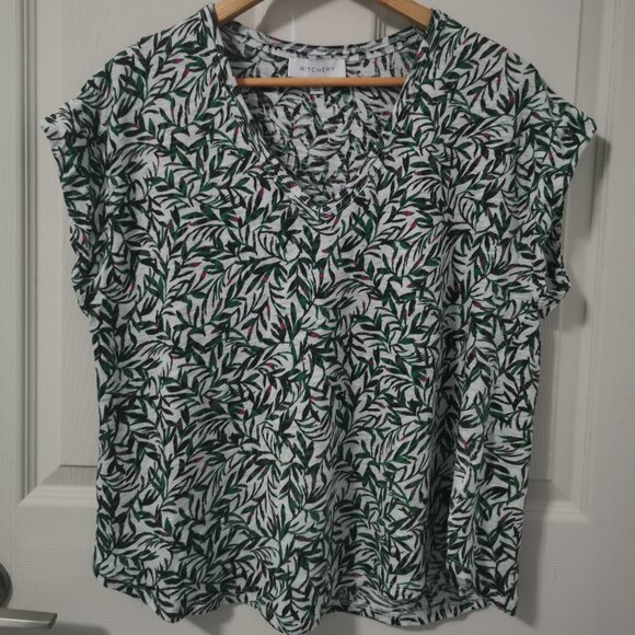 Witchery Linen Leaf Bud Print Tee Clover Green - Picture 1 of 7